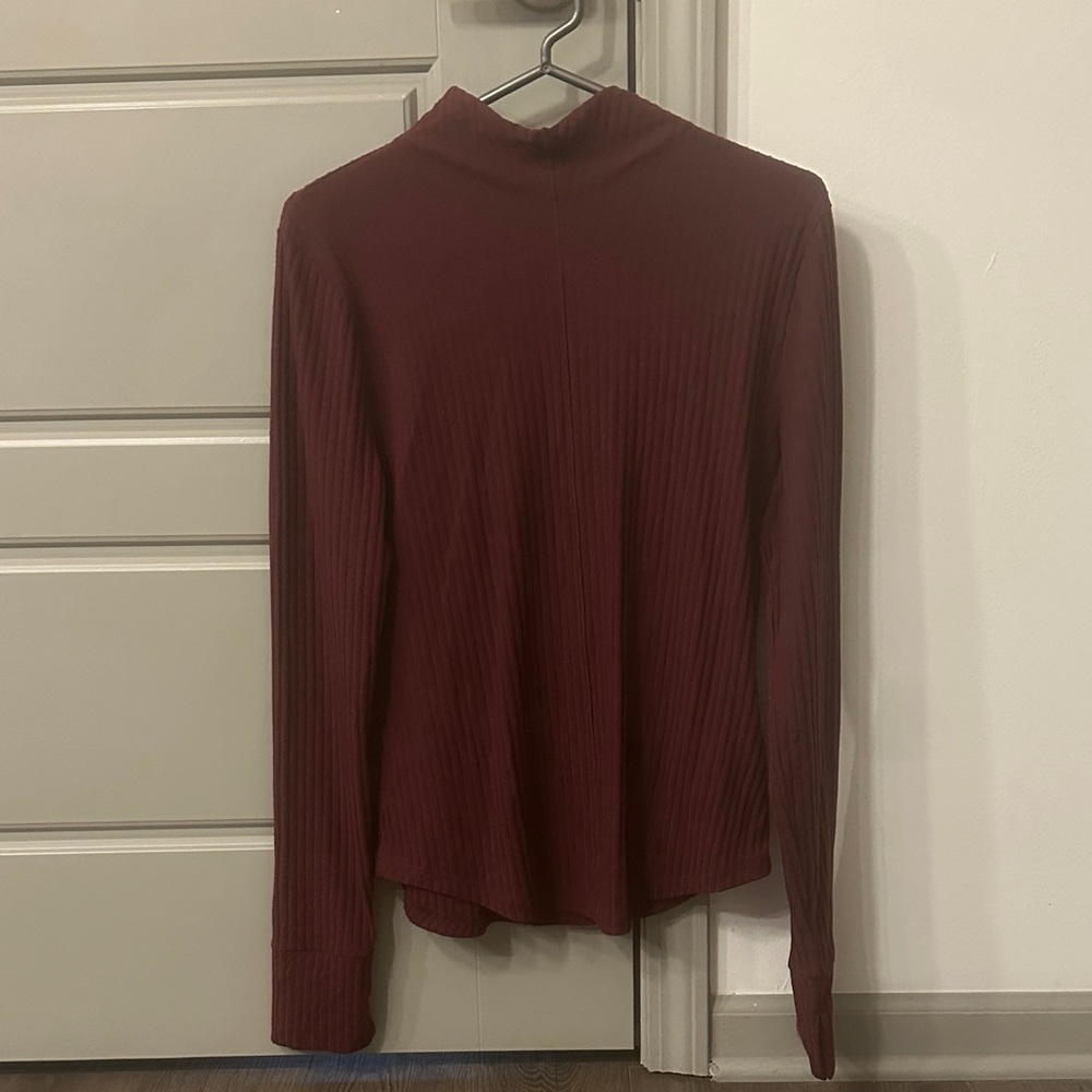 Madewell Burgundy turtleneck
